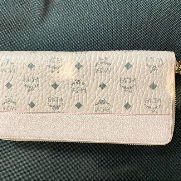 MCM White Leather Clutch - Picture 1 of 4
